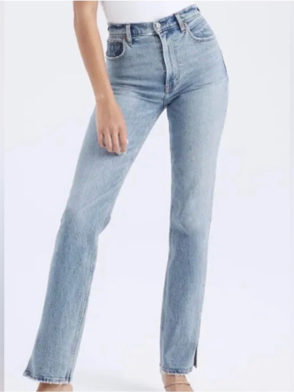 Abercrombie & Fitch Light Wash Ultra High-Rise 90’s Straight Jeans 27/4L